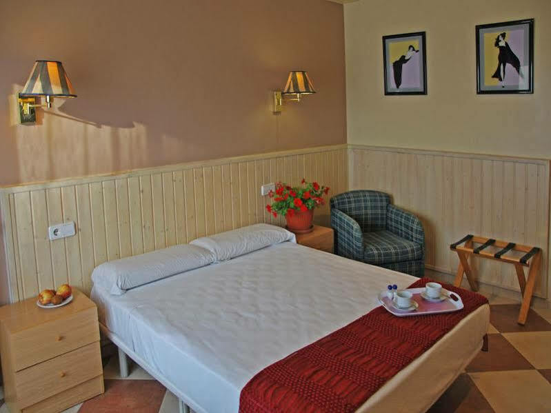 Hotel Piccadilly Sitges Zewnętrze zdjęcie